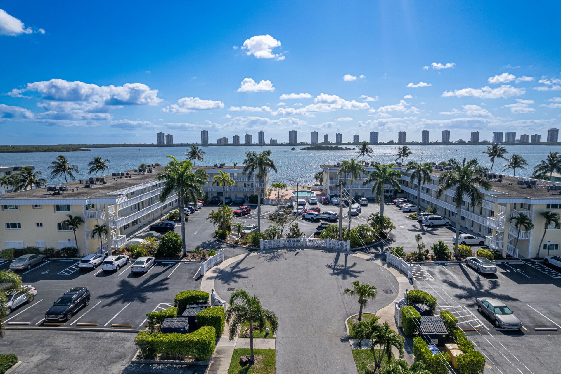 101 Doolen Court, Unit 207, North Palm Beach, FL 33408 Photo