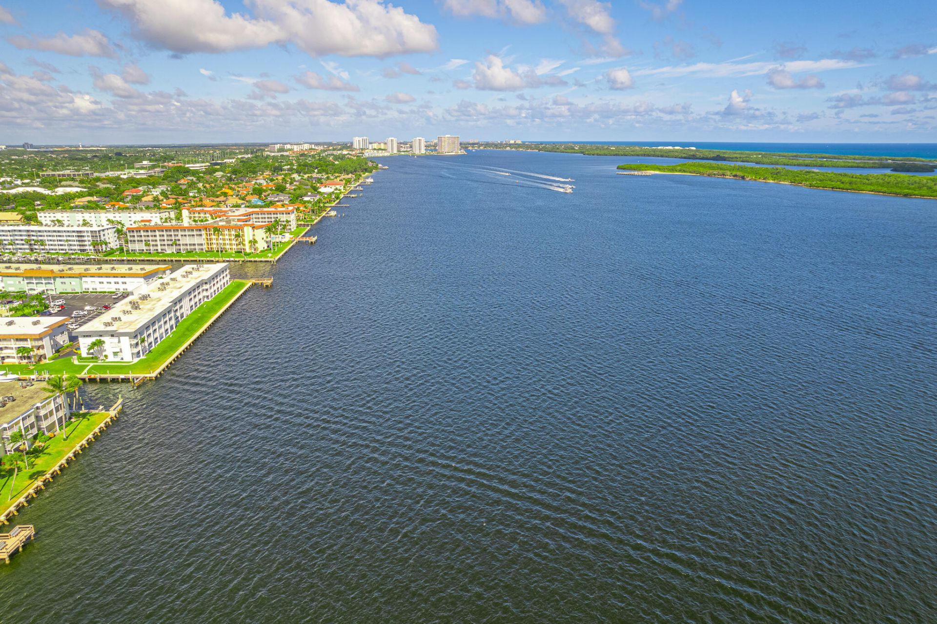 101 Doolen Court, Unit 210, North Palm Beach, FL 33408 Photo
