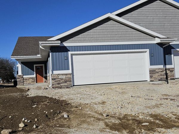 3723 Newcastle Drive, Unit 32, Janesville, WI 53546
