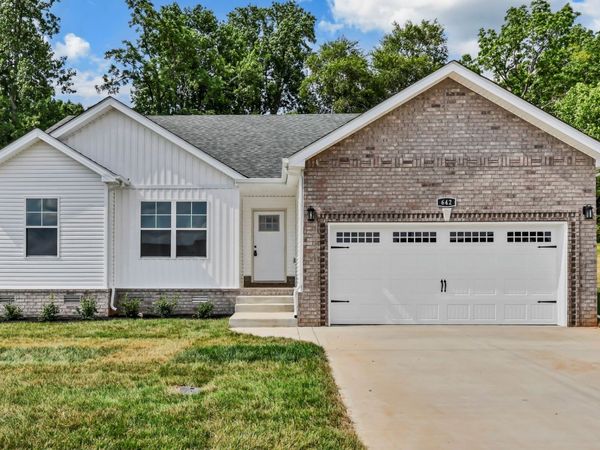 13 Echo Ridge, Oak Grove, KY 42262