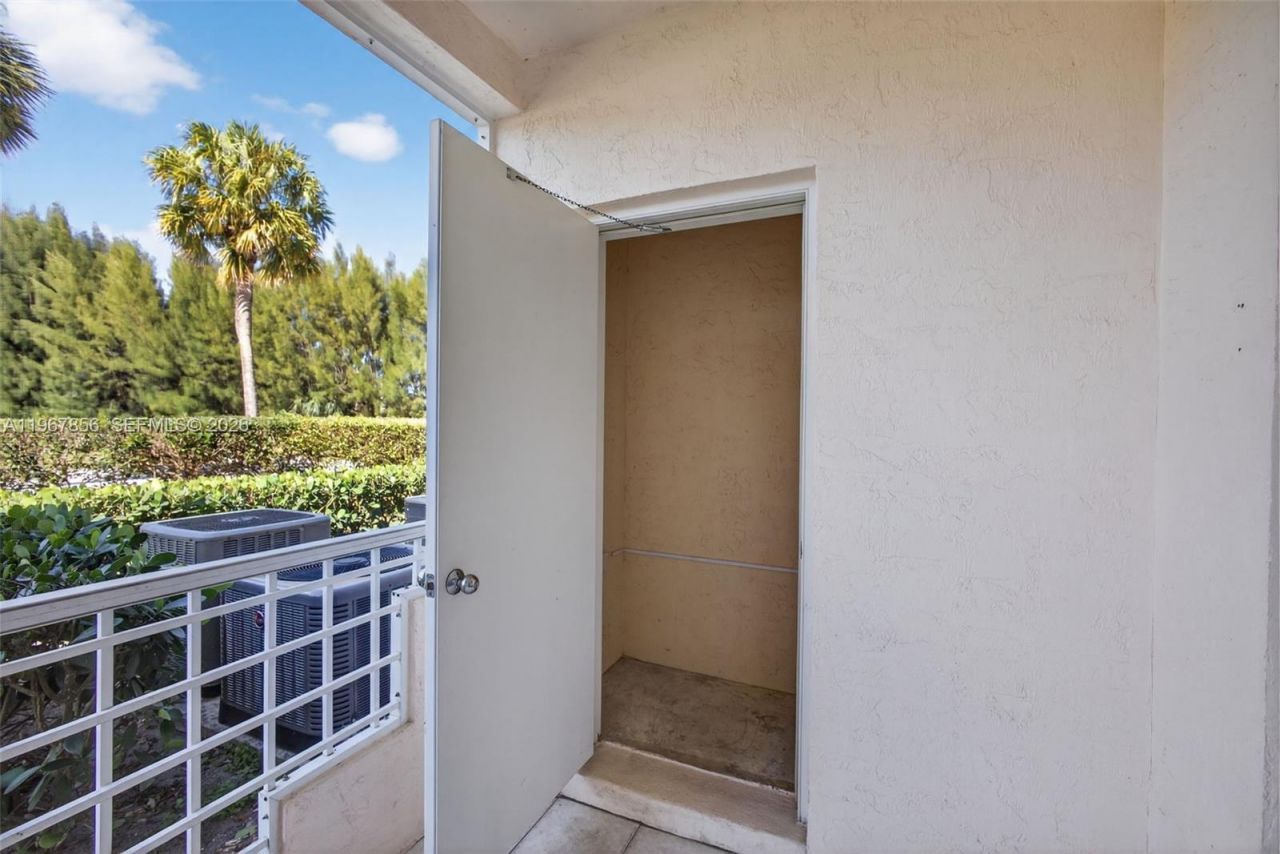 101 Muirfield Ct, Unit 101D, Jupiter, FL 33458 Photo