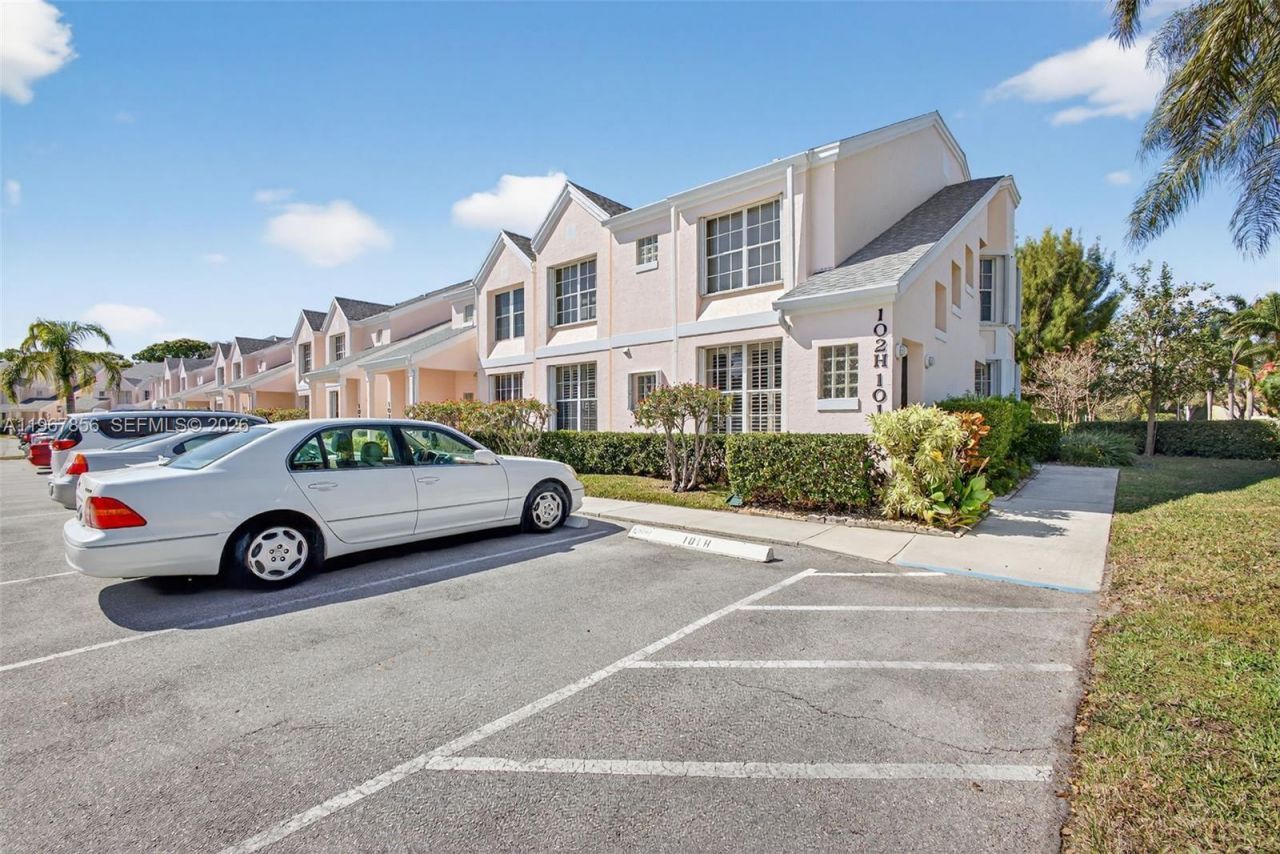 101 Muirfield Ct, Unit 101D, Jupiter, FL 33458 Photo