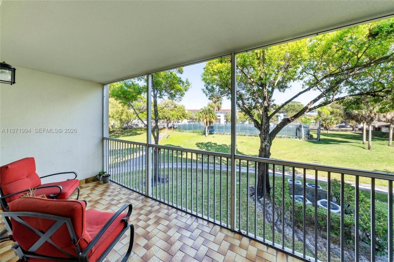 1551 SW 135th Ter, Unit 201G, Pembroke Pines, FL 33027 Photo