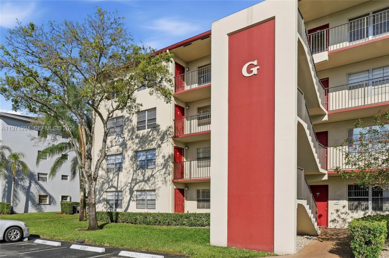 1551 SW 135th Ter, Unit 201G, Pembroke Pines, FL 33027 Photo