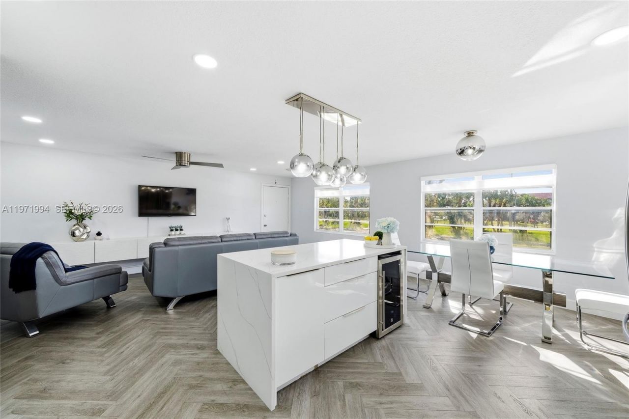 1551 SW 135th Ter, Unit 201G, Pembroke Pines, FL 33027 Photo