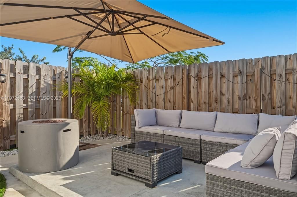 12245 NW 24th Pl, Miami, FL 33167 Photo