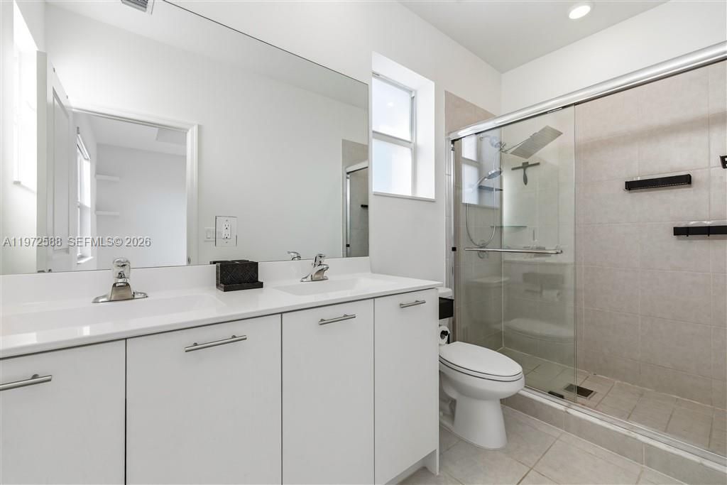 12245 NW 24th Pl, Miami, FL 33167 Photo