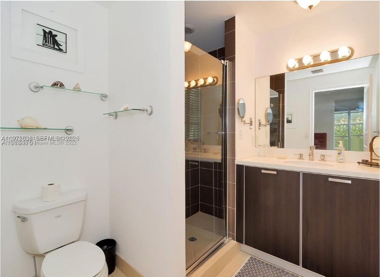 601 11th St, Unit 207, Miami Beach, FL 33139 Photo