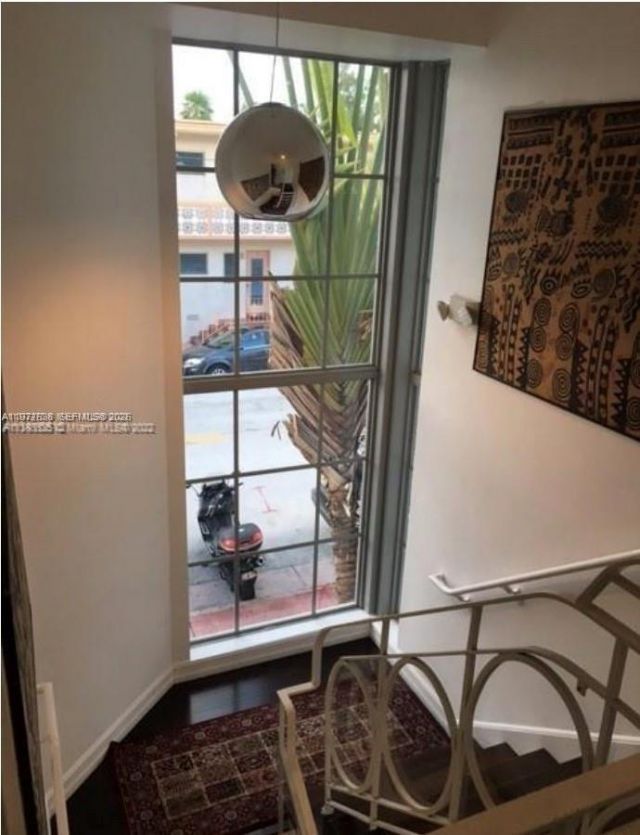 601 11th St, Unit 207, Miami Beach, FL 33139 Photo