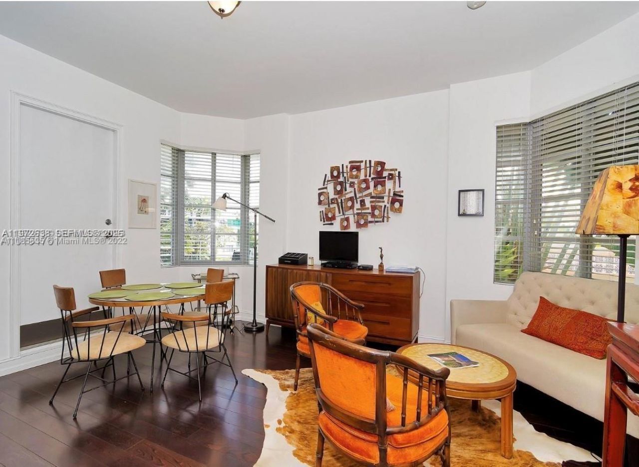 601 11th St, Unit 207, Miami Beach, FL 33139 Photo