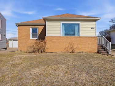 1005 IRENE Street, Pekin, IL 61554