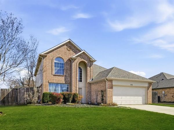 772 Poplar Court, Lake Dallas, TX 75065
