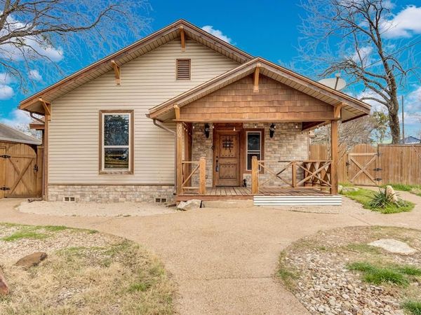 200 W Davis Avenue, Alvarado, TX 76009
