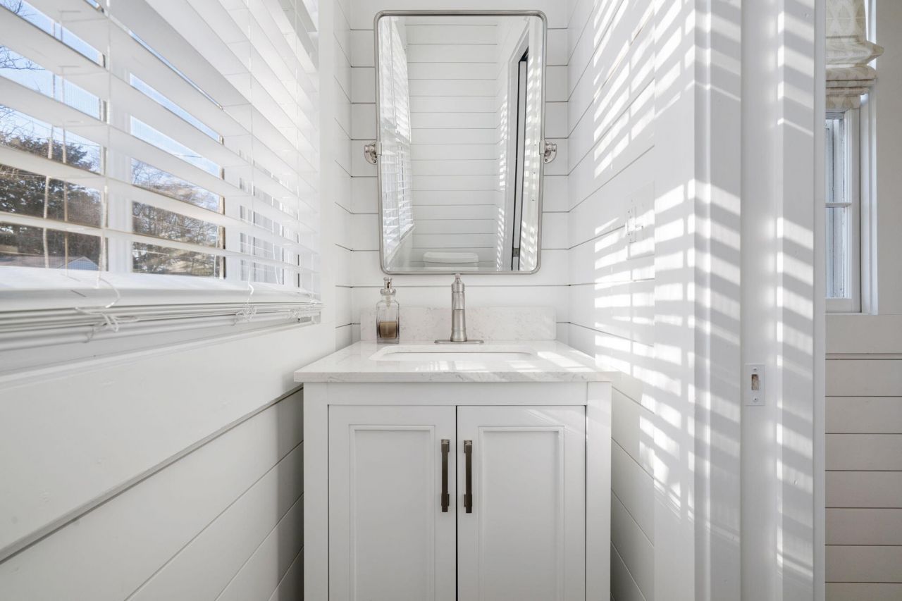 66 Avondale Avenue Photo 15