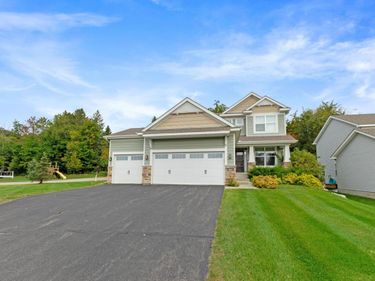 4824 Red Oak Lane, Minnetrista, MN 55364