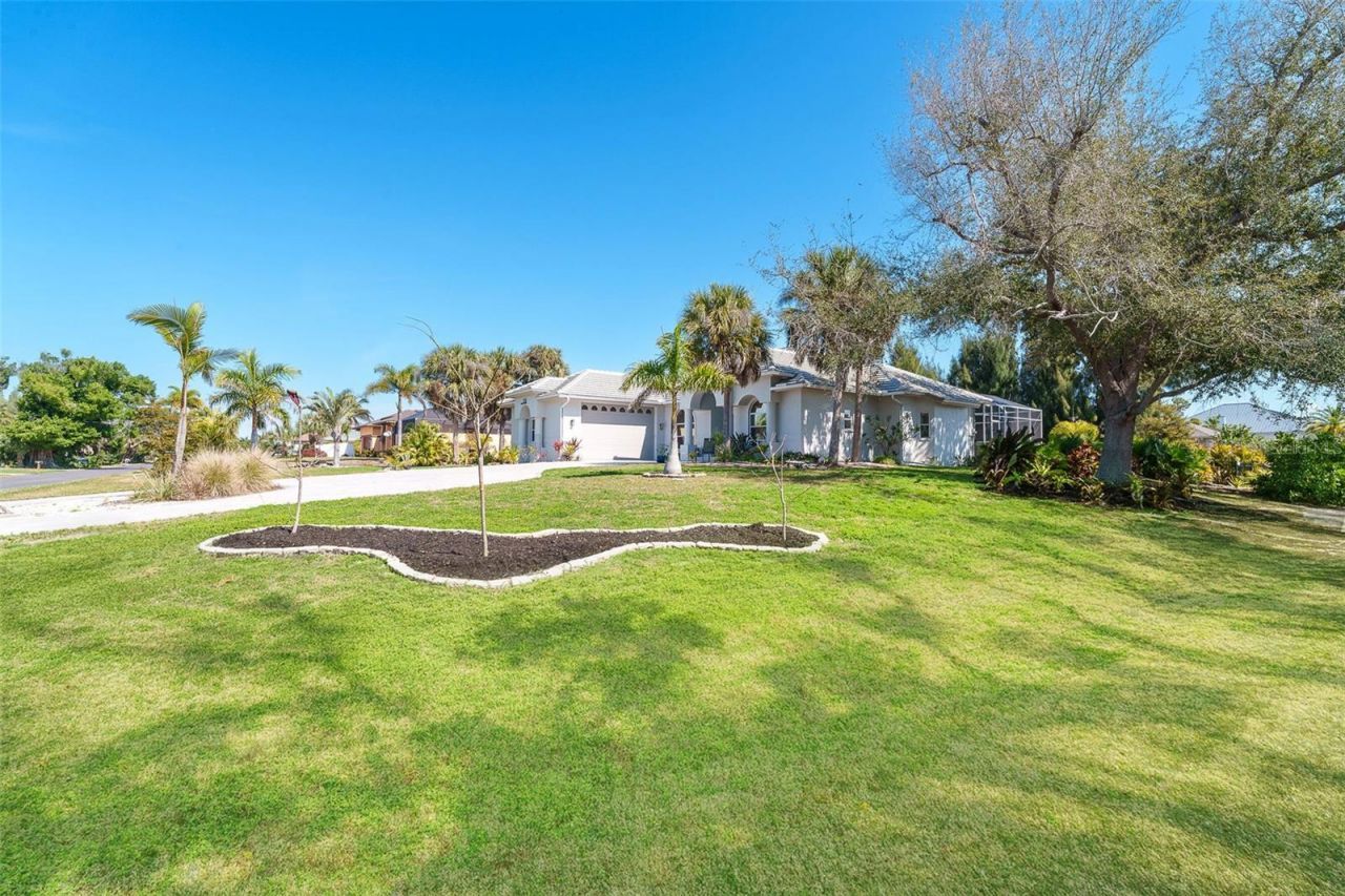 100 N Green Dolphin Drive , Cape Haze, FL 33946 Photo