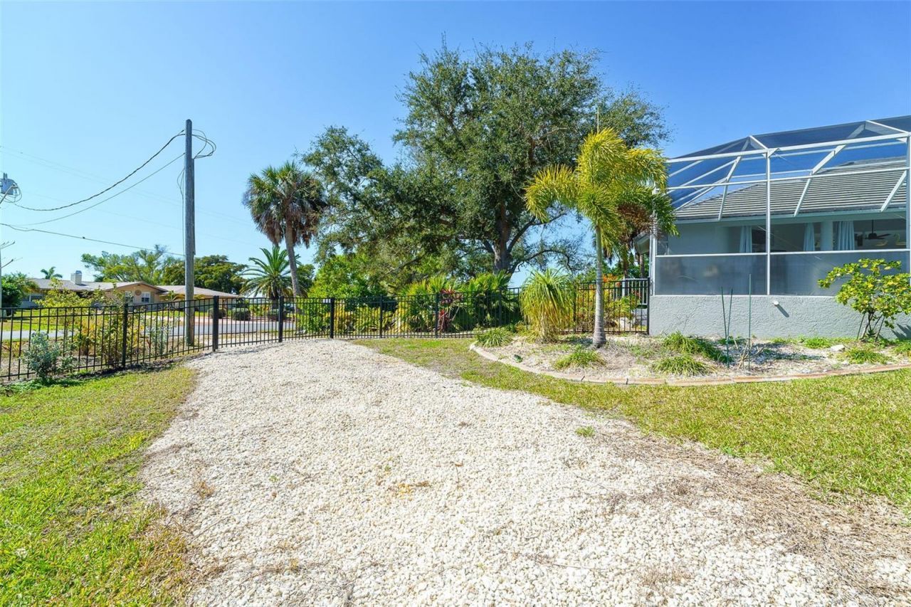 100 N Green Dolphin Drive, Cape Haze, FL 33946 Photo