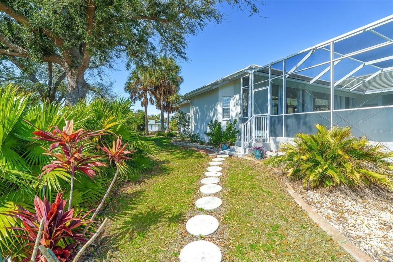 100 N Green Dolphin Drive, Cape Haze, FL 33946 Photo