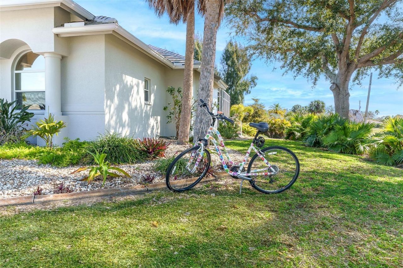 100 N Green Dolphin Drive , Cape Haze, FL 33946 Photo