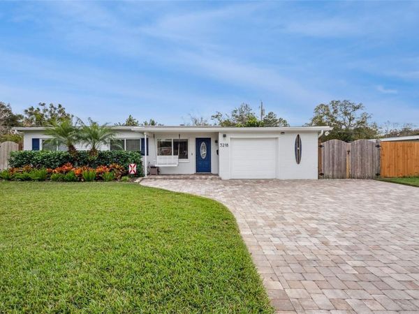 3218 CARNINE DRIVE , ORLANDO, FL 32806