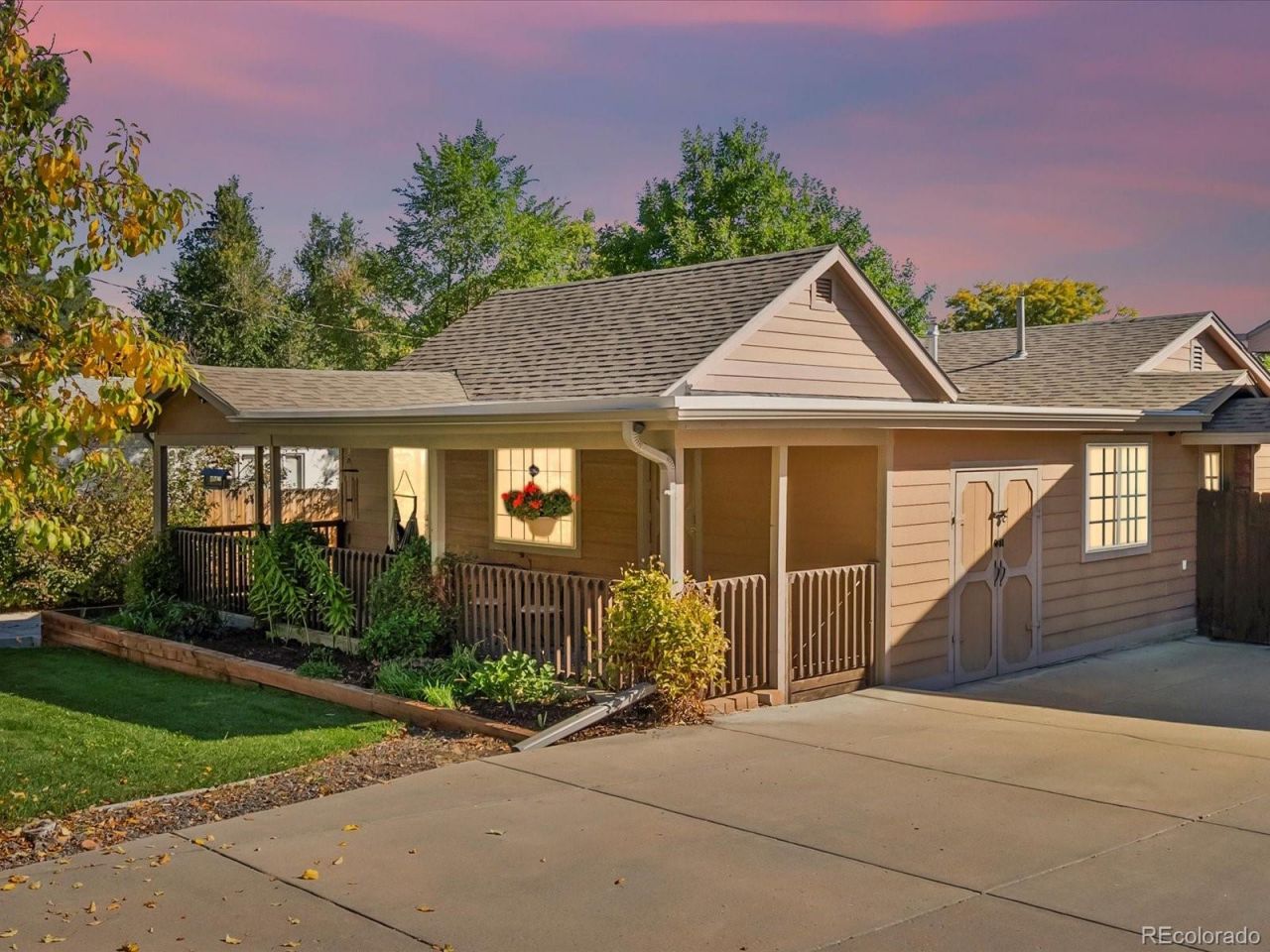 1260 Welch Street, Lakewood, CO 80401 Main Photo