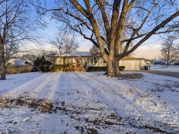 809 N York Street, Monroe, IA 50170