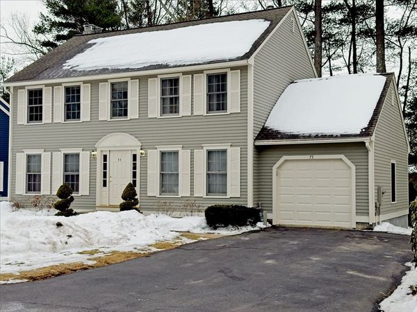 75 Stonegate Rd, Unit 75, Chelmsford, MA 01824