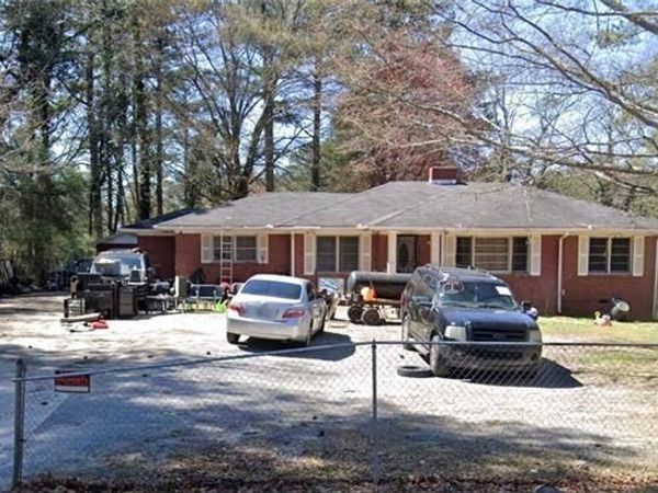 5651 Handley Boulevard, Morrow, GA 30260