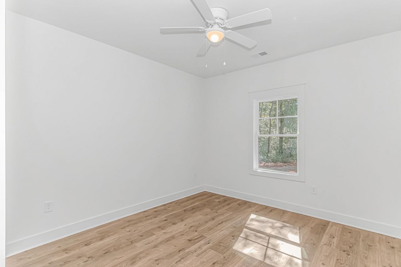 16 Love Ln. Photo 23