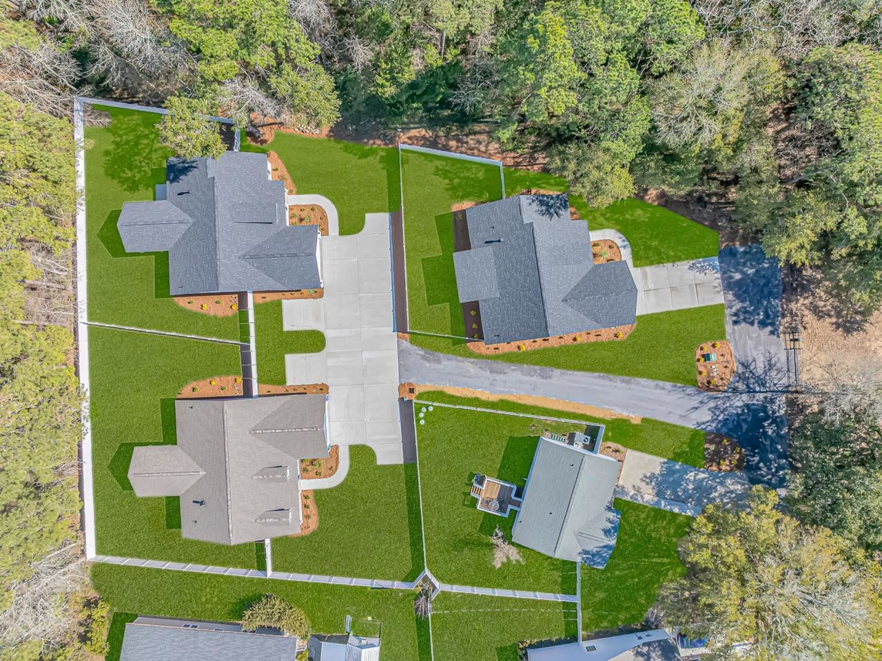 16 Love Ln. Photo 28