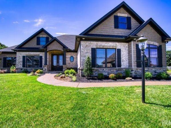 2017 Chadwick Drive, Newburgh, IN 47630