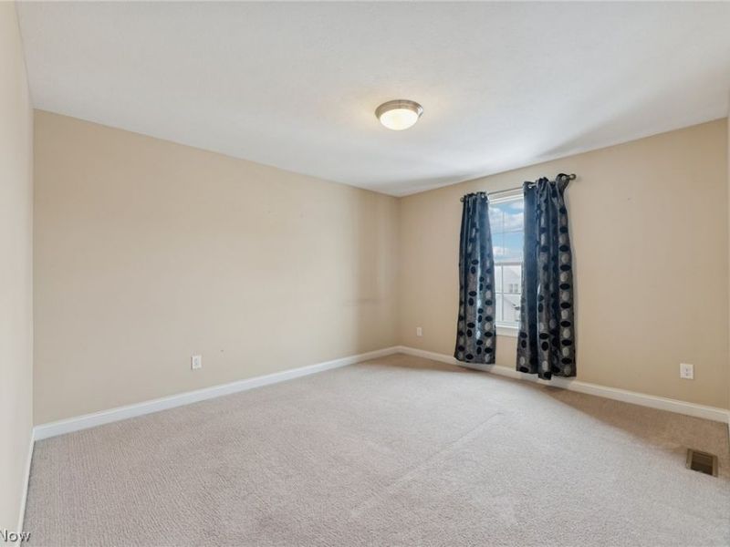 866 Somerby Circle, Uniontown, OH 44685 Photo 25