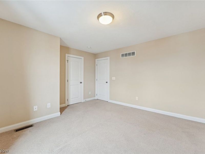 866 Somerby Circle, Uniontown, OH 44685 Photo 26