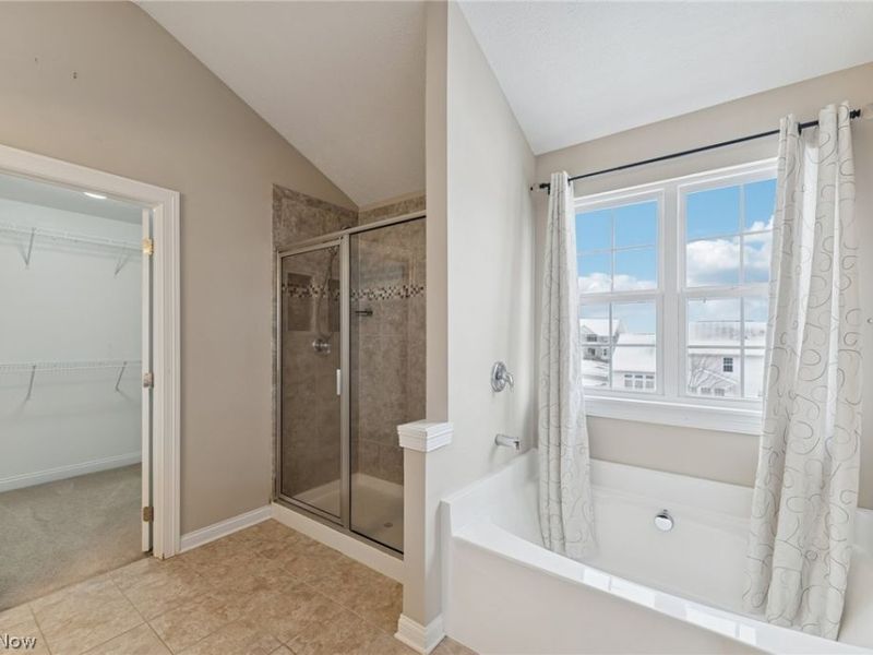 866 Somerby Circle, Uniontown, OH 44685 Photo 30