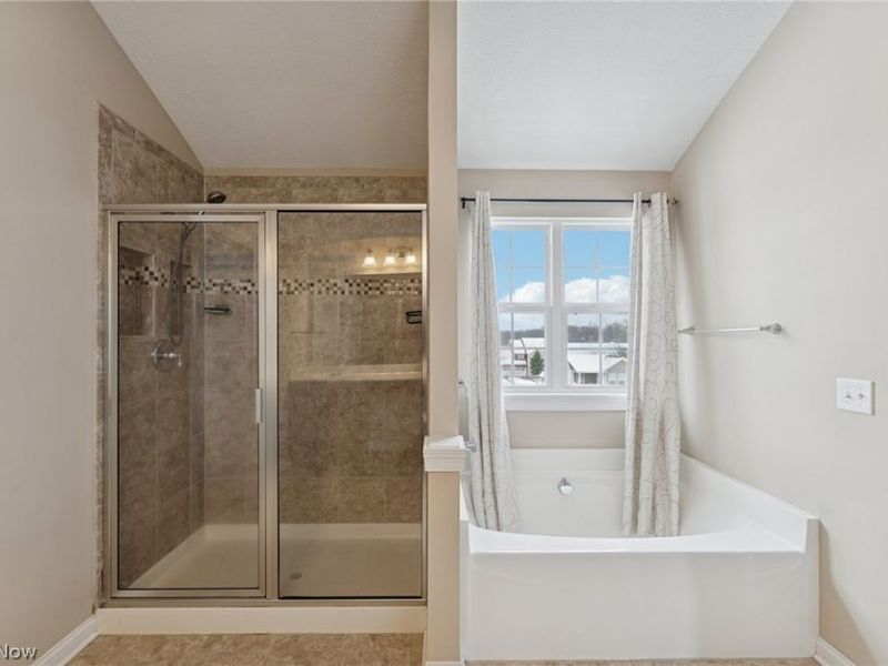 866 Somerby Circle, Uniontown, OH 44685 Photo 32