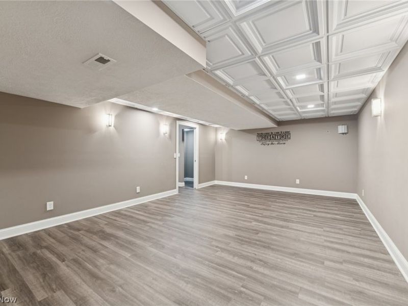 866 Somerby Circle, Uniontown, OH 44685 Photo 35