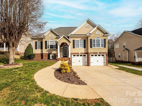 4874 Sage Meadows Circle, Hickory, NC 28601