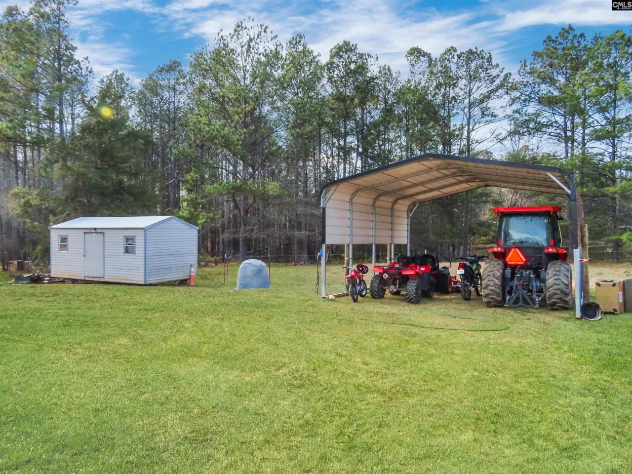 7710 Ridge Road  Photo 11