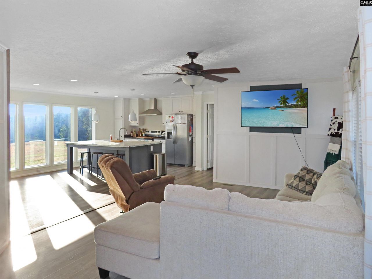 7710 Ridge Road  Photo 13