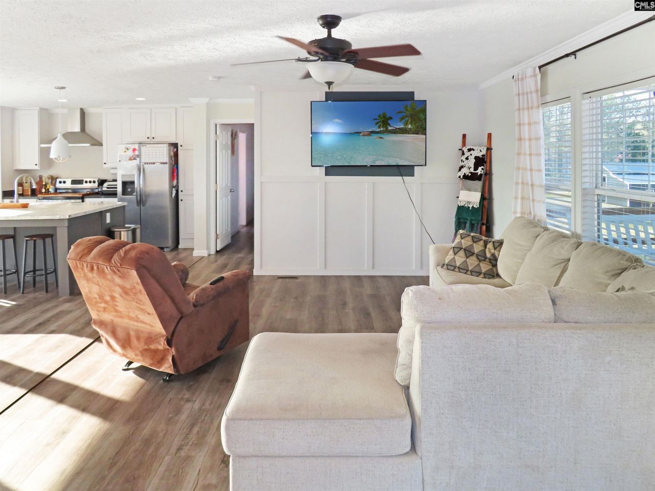 7710 Ridge Road  Photo 14