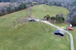 7710 Ridge Road  photo 4