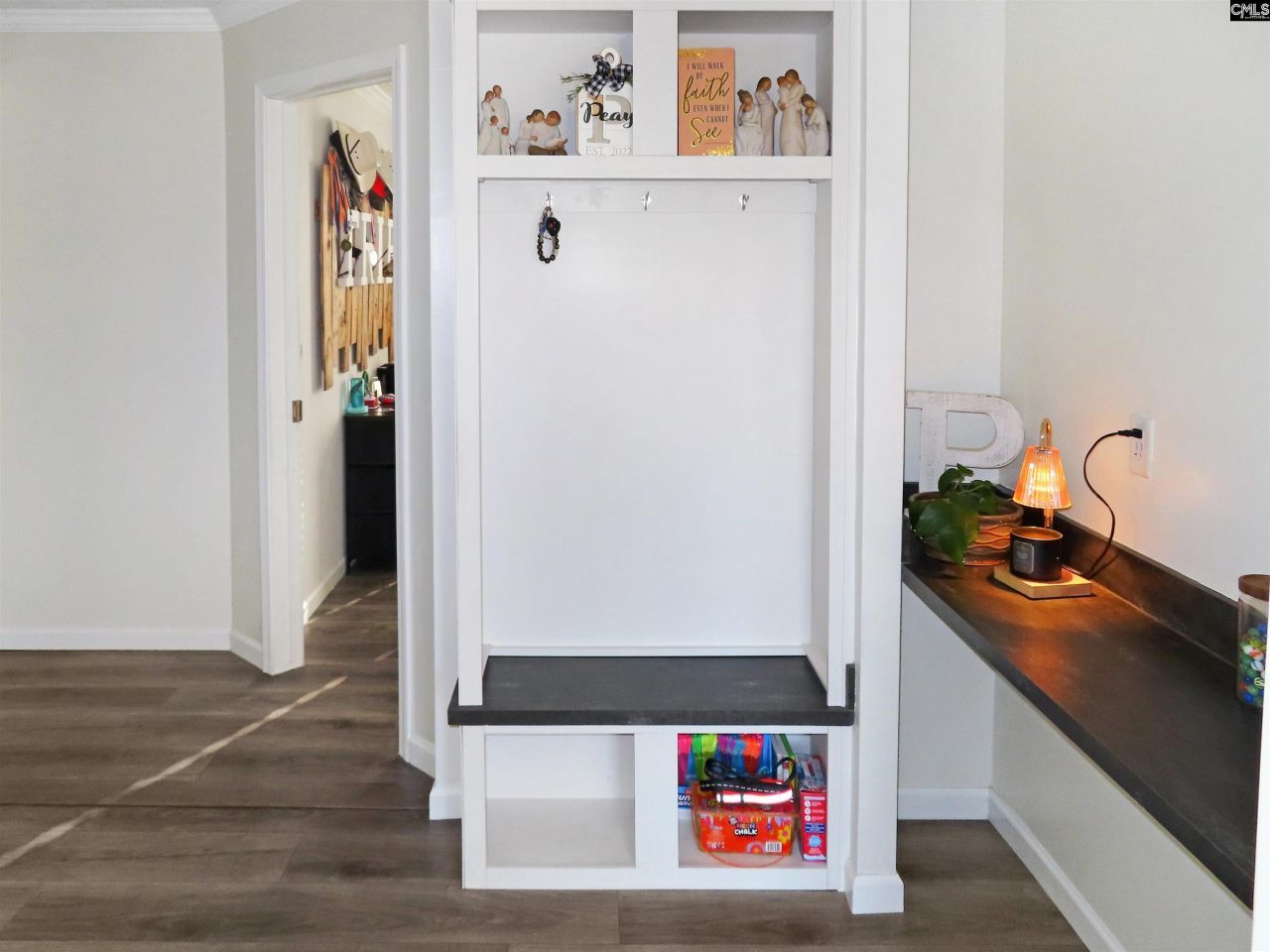 7710 Ridge Road  Photo 26