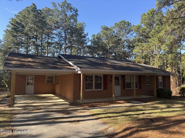 312 Selkirk Trail, Southern Pines, NC 28387