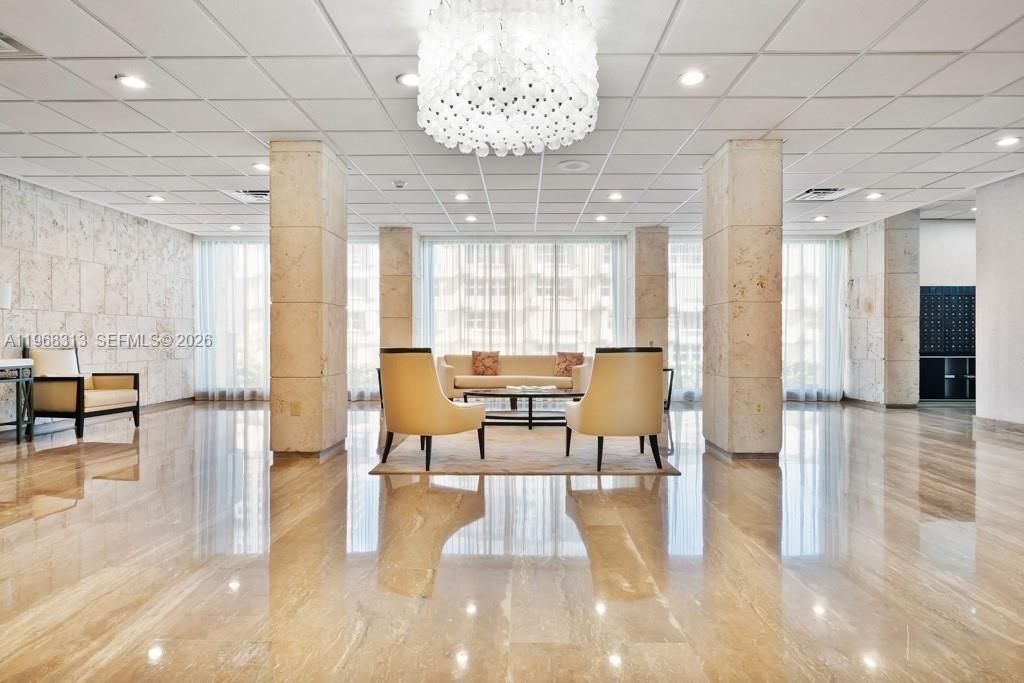 1980 S Ocean Dr, Unit 21E, Hallandale Beach, FL 33009 Photo