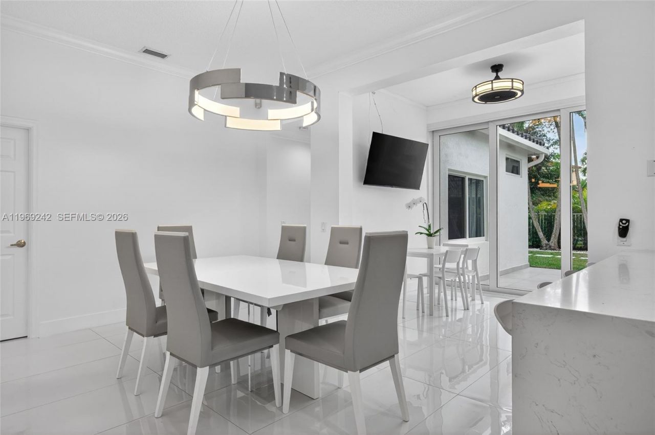 4115 Sabal Ridge Cir , Weston, FL 33331 Photo