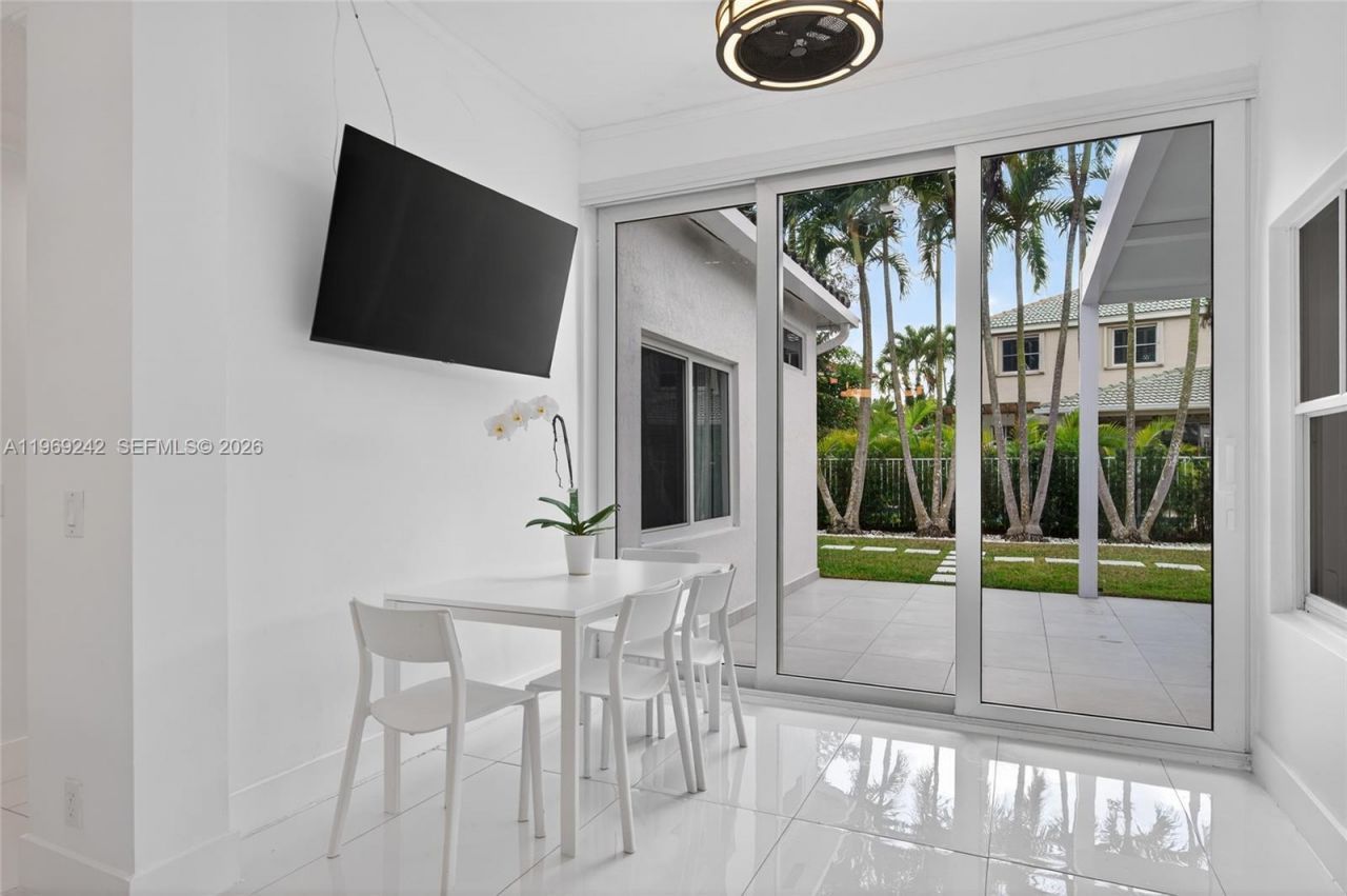 4115 Sabal Ridge Cir , Weston, FL 33331 Photo