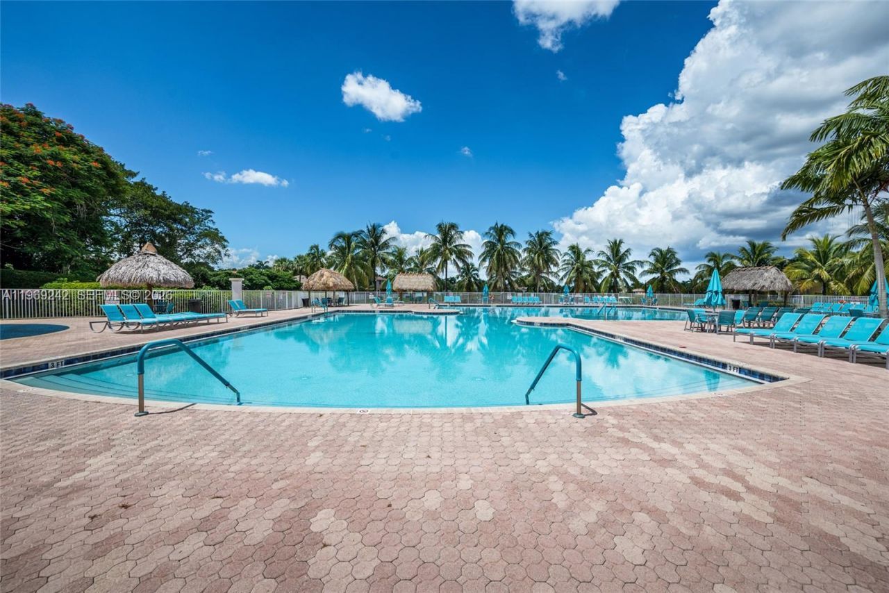 4115 Sabal Ridge Cir , Weston, FL 33331 Photo