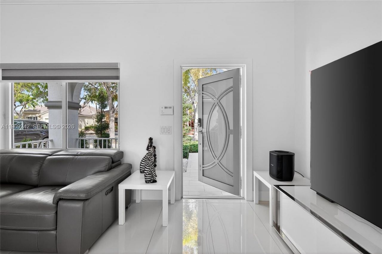 4115 Sabal Ridge Cir , Weston, FL 33331 Photo