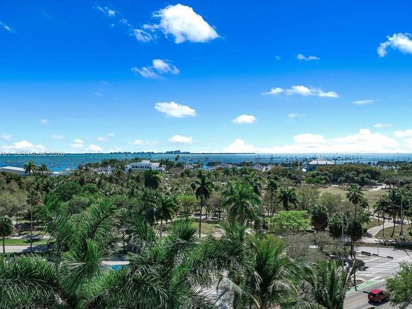 3400 SW 27th Ave, Unit 602, Miami, FL 33133