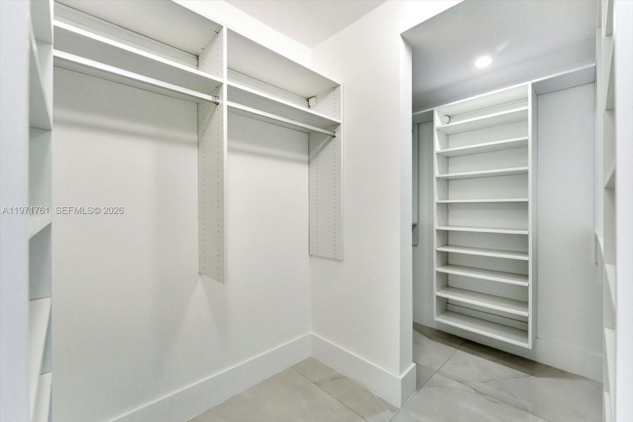 3400 SW 27th Ave, Unit 602, Miami, FL 33133 Photo